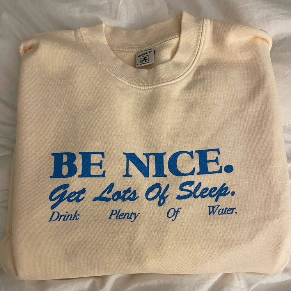 SPORTY & RICH BE NICE Sleep Water CREW SWEAT CREAM & BLUE